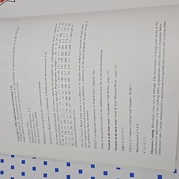 Set of Two Hardcover Casserole Cookbooks 365 Brand Name Taste of Home - Picture 7 of 10